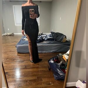 Elegant Black Dress with High Slit